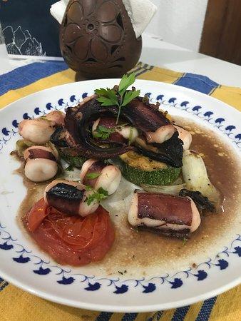 Lucy Resto-Bar